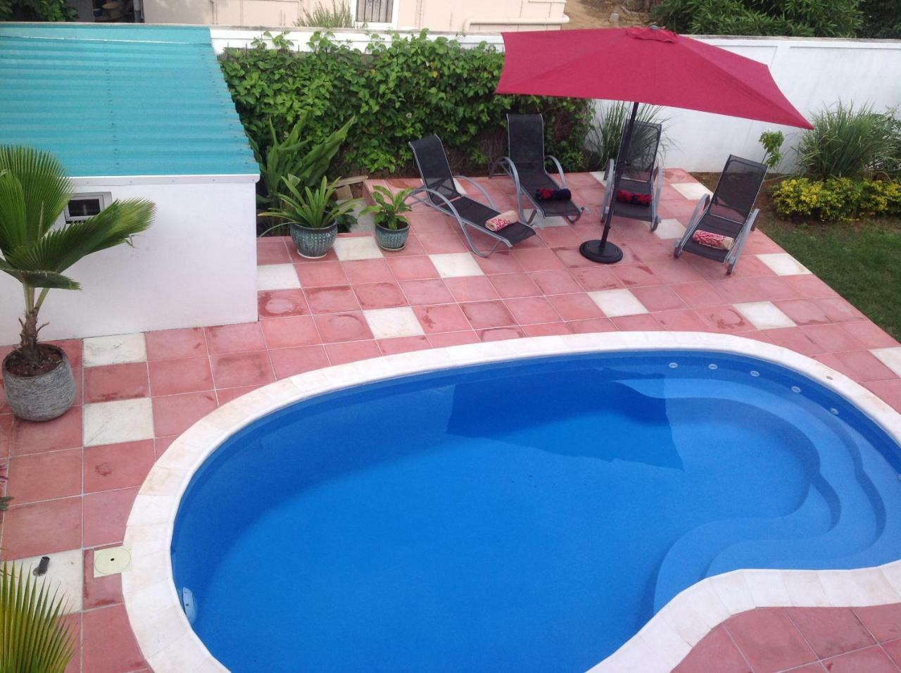 Fayruz Villa Is A 3 Bedroom, 3 Bathroom Detached House With Ac And Swimming Pool 5 Minutes Walk From Flic En Flac Public Beach Flic en Flac Exterior foto