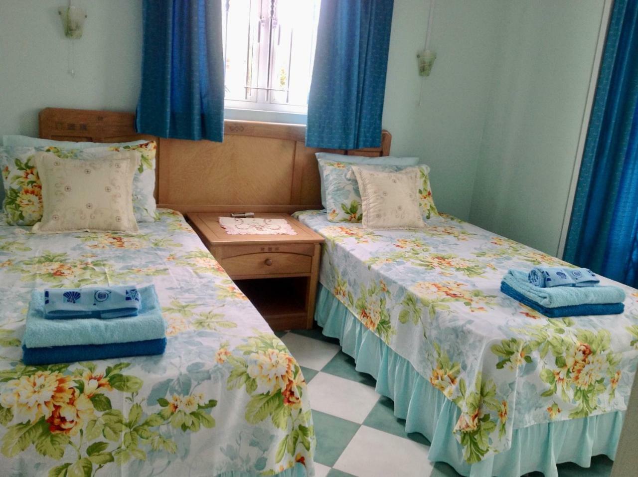 Fayruz Villa Is A 3 Bedroom, 3 Bathroom Detached House With Ac And Swimming Pool 5 Minutes Walk From Flic En Flac Public Beach Flic en Flac Exterior foto