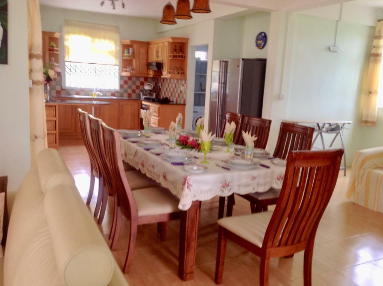 Fayruz Villa Is A 3 Bedroom, 3 Bathroom Detached House With Ac And Swimming Pool 5 Minutes Walk From Flic En Flac Public Beach Flic en Flac Exterior foto